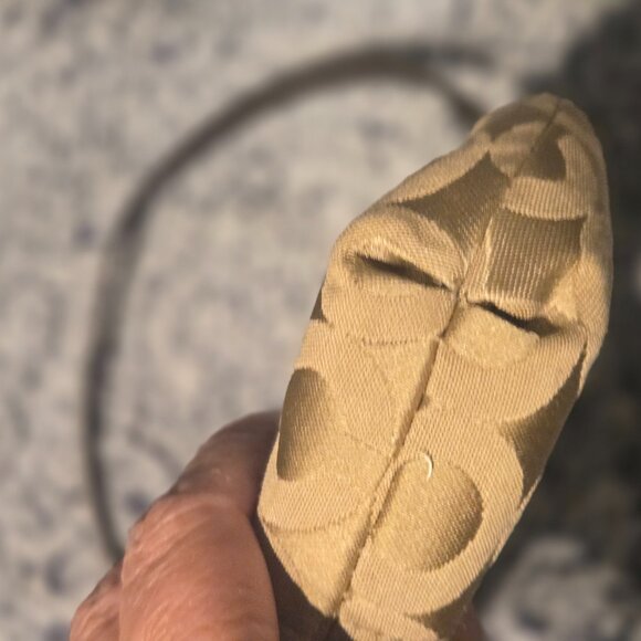 Coach wristlet - Picture 6 of 11